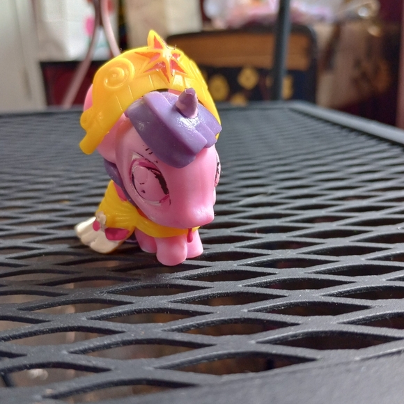 My Little Pony Toy Bundle - Picture 8 of 16